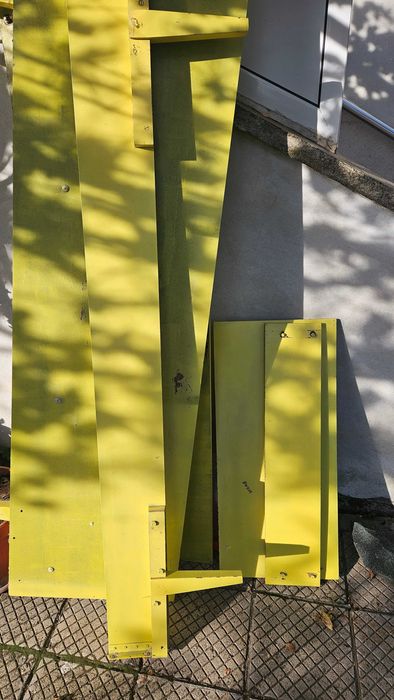 Ъглови легла, много здрави, дърво