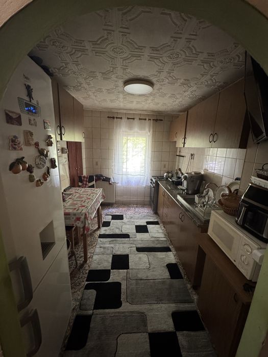 Apartament 3 camere micro 16