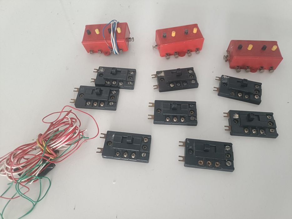 Machetă accesorii Trenulet electric ,  Pod, căsuțe ,  Trecere calea