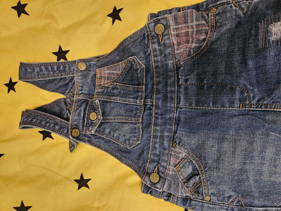 Vând salopetă ZARA, mărimea 86cm(12-18 luni)