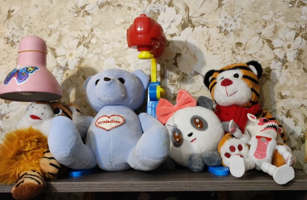 Игрушки , куклы , игры , лото , кубики