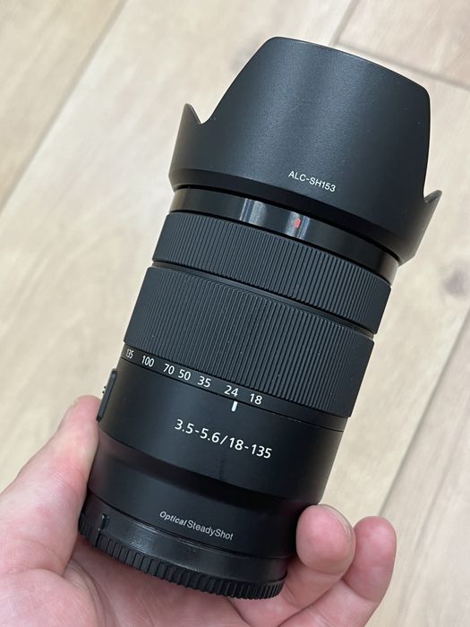 Sony 18-135mm объектив