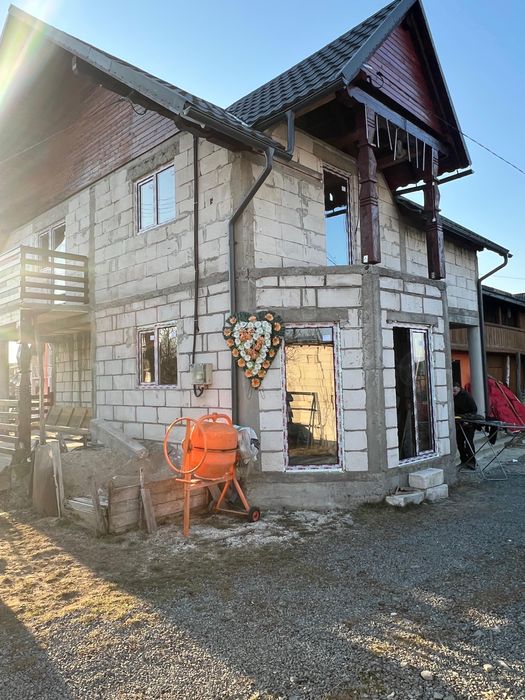 Vând geamuri și uși de termopan noi și second hand