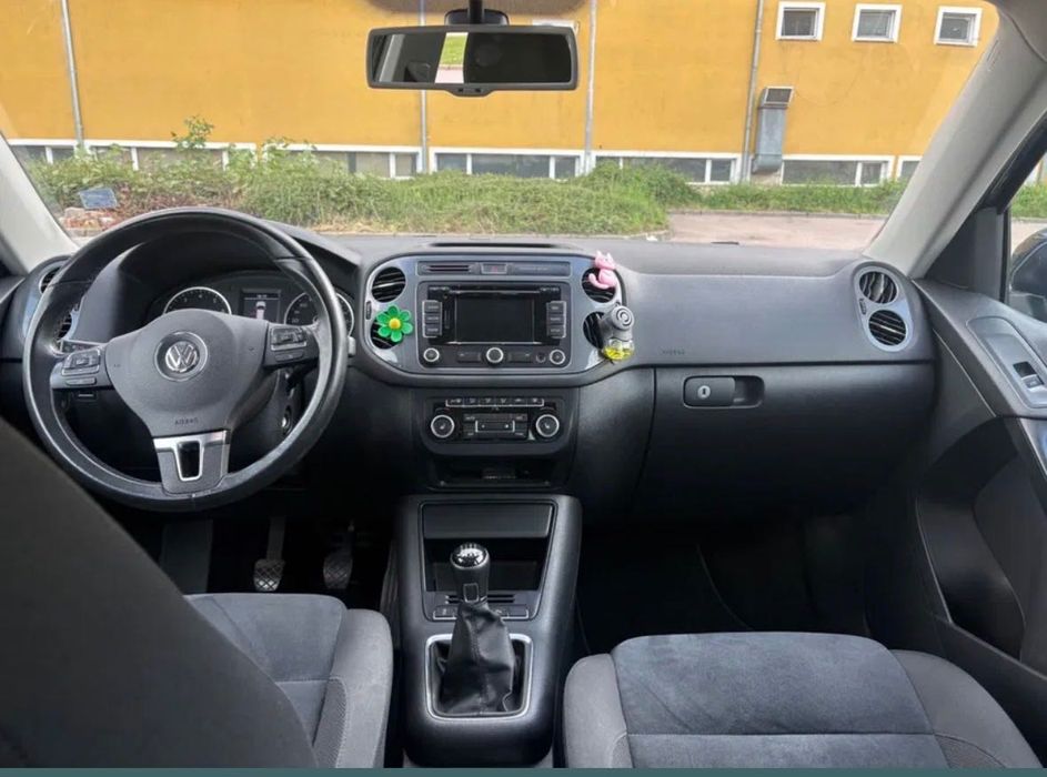 Продавам Volkswagen