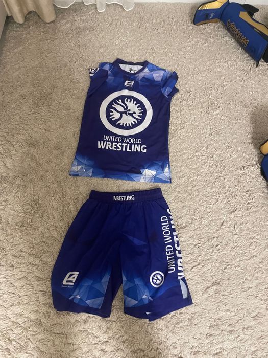 Мма вещи почти новые