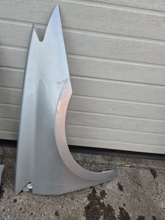 Aripă Față Dreapta Renault Laguna 3. 2008-2014.