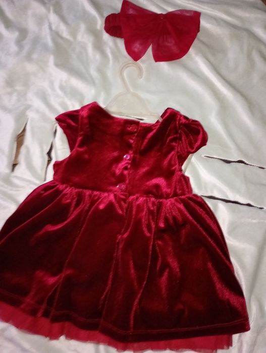 Rochiță vișinie de catifea h&m mărimea 74