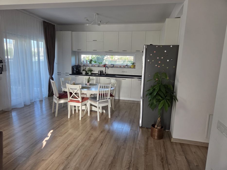 Casa Tunari Parter + Mansarda