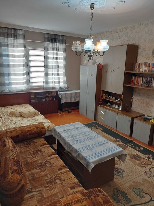 Дава се под наем Едностаен апартамент в Лом - 53 кв.м за 153 € - Снимка #2