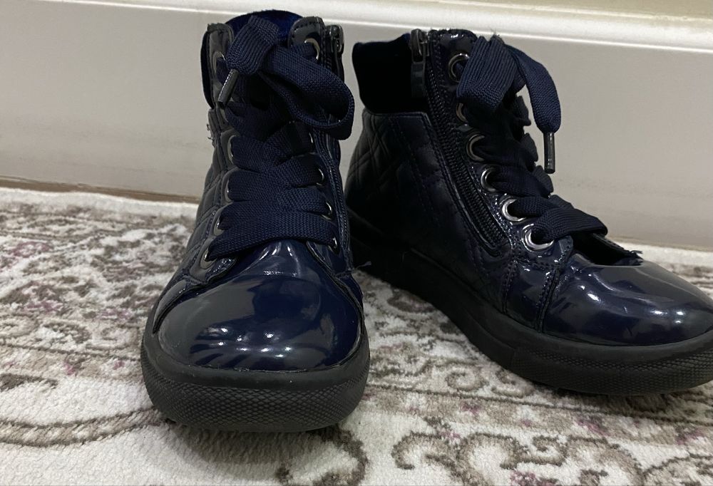 Ботинки для девочки