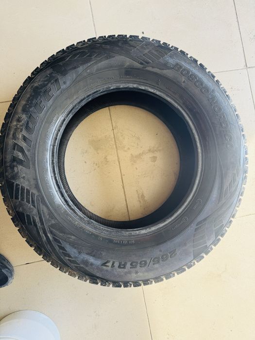 Покрышка 265/65 R17 зимний