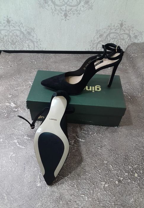 sandale Gino Rossi noi,  din piele naturala