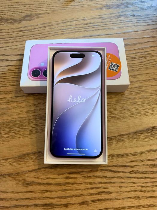 Vand Iphone 16 Roz 128 GB