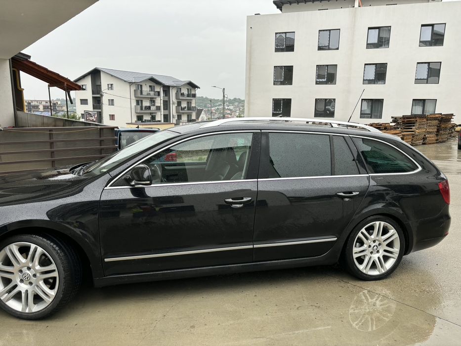 SKODA Superb 2012 — imagine 5