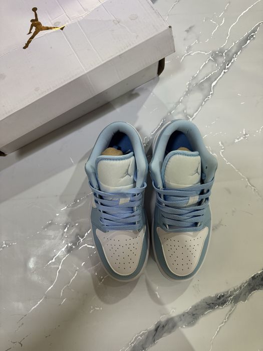 Jordan 1 low  nike baby blue