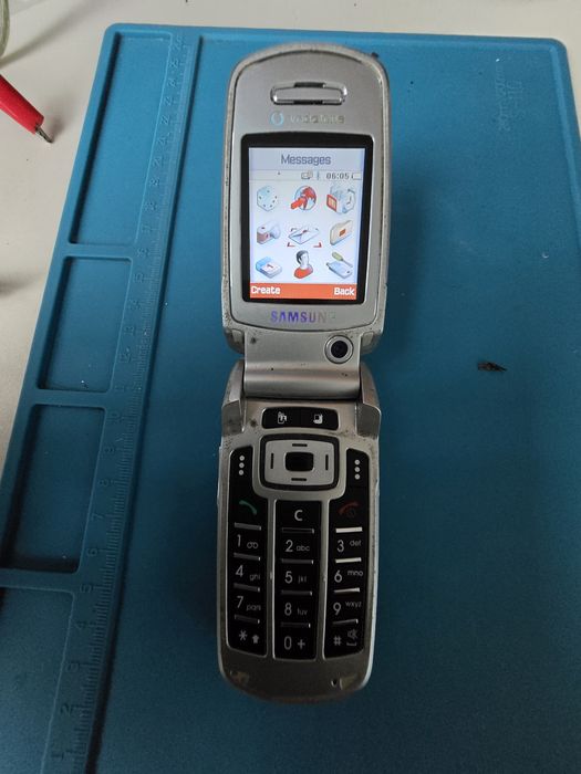 Telefon Colectie: Samsung SGH Z500V