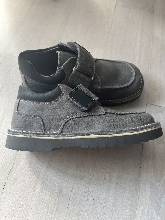 Осенние ботинки замшевые.