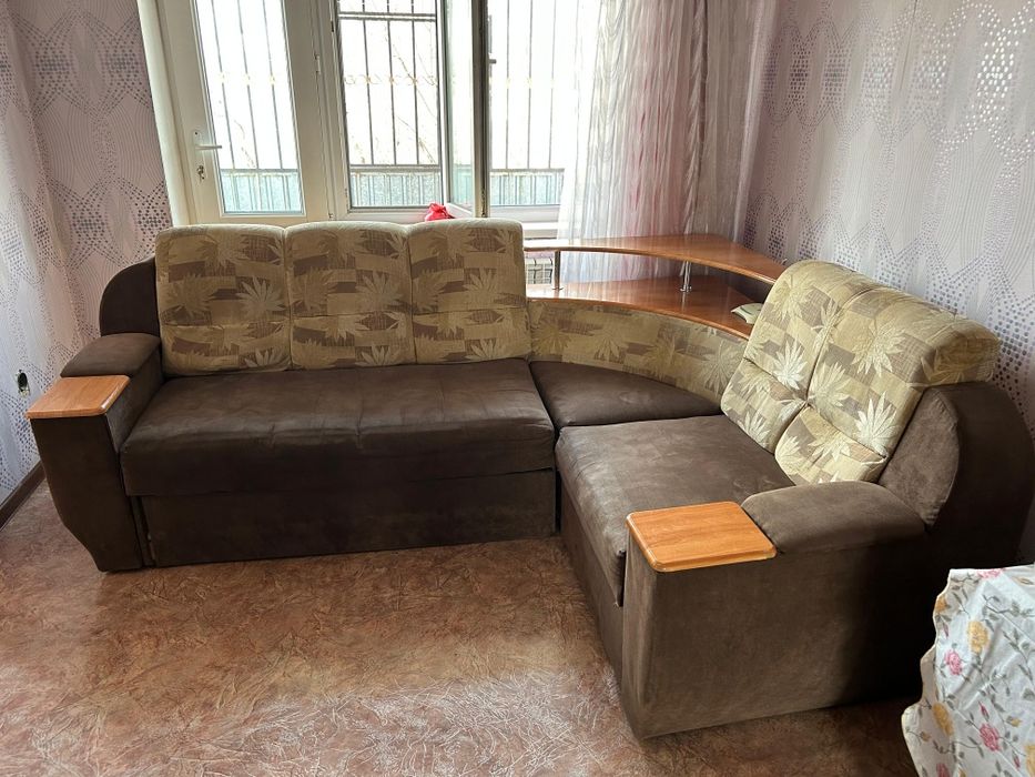 Диван углавой раздвижной