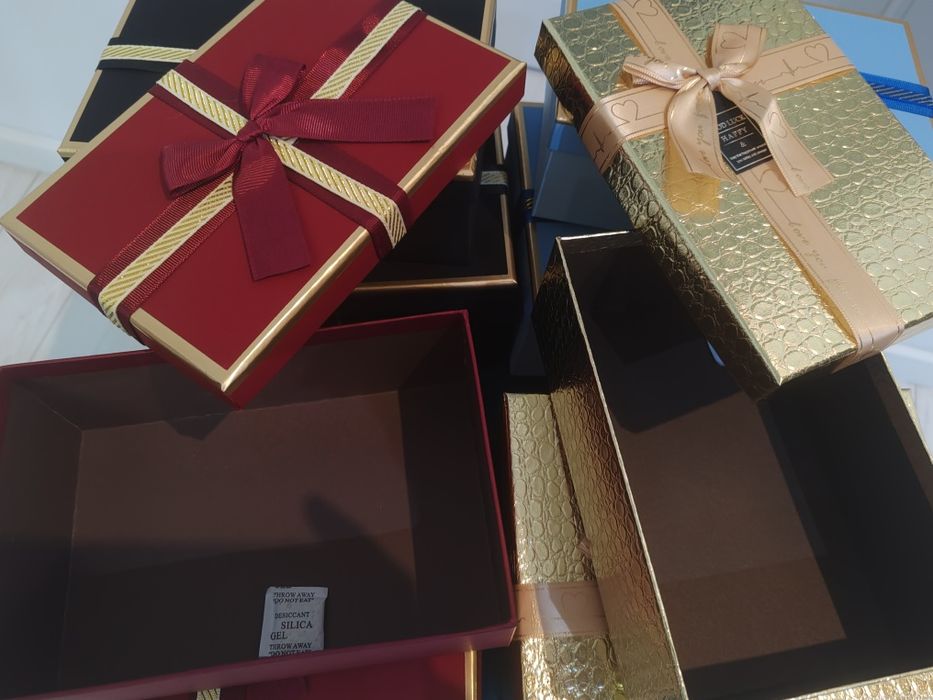 Коробки подарочные, новые