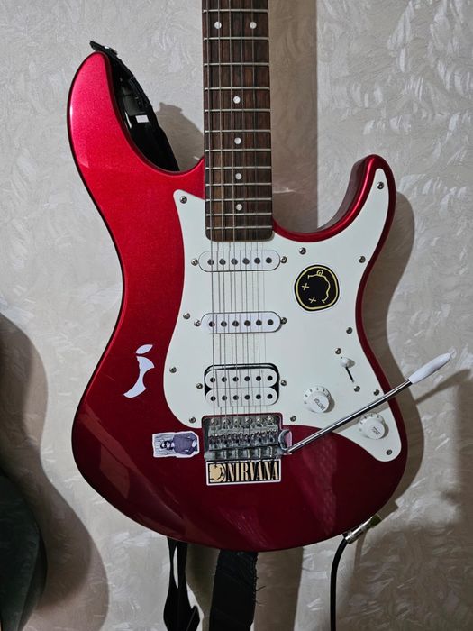 Элктрогитара yamaha с комбиком