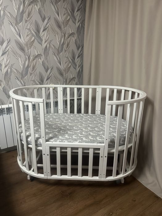 Продам детскую кроватку