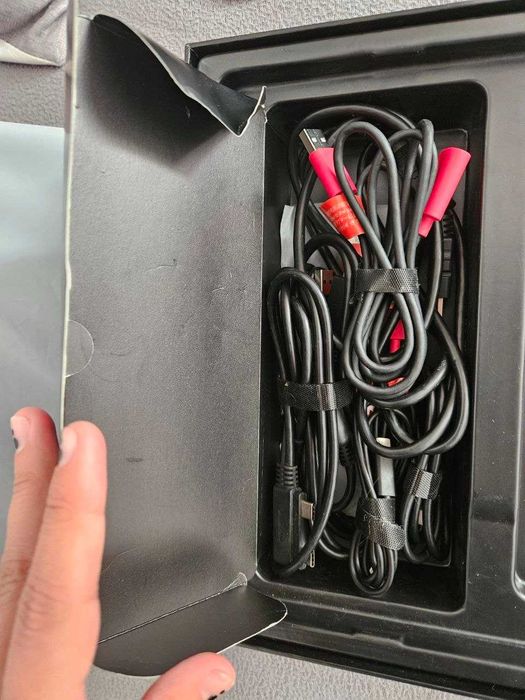 Tableta/Display Grafic Huion Kamvas Pro 16 2.5K stare impecabilă