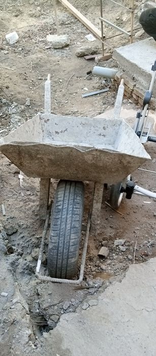 Тачка для строительства