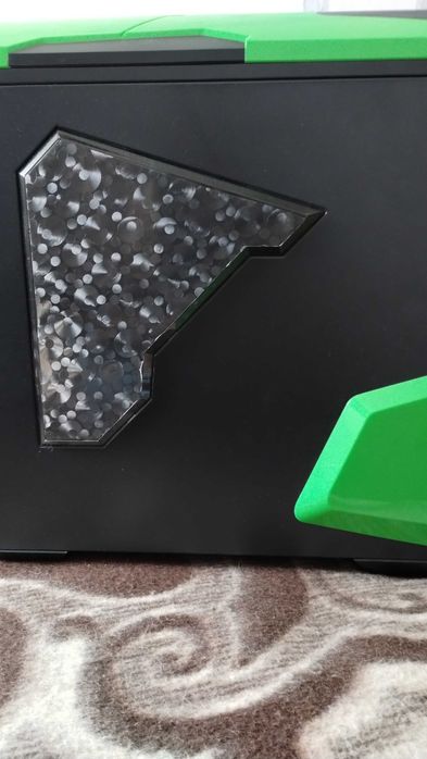 Asus cu Intel i5-2500K  3300GHz