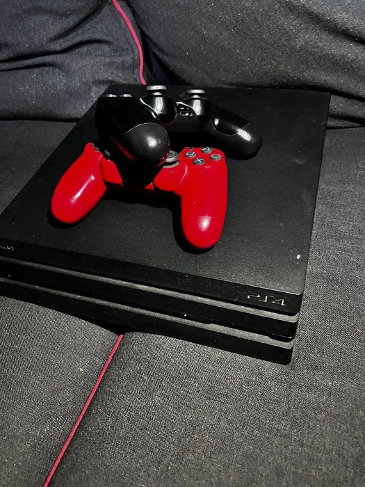 Пс4 pro с 70 игр в подарок