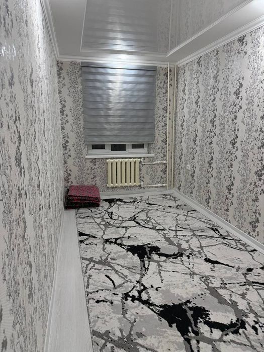 4 xonali kvartira sotiladi