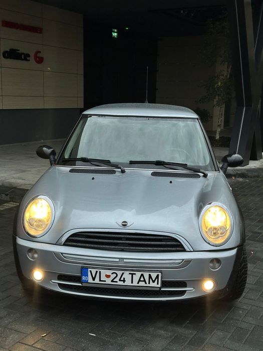 Autoturism mini cooper