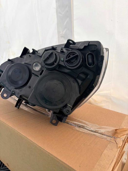 Far dreapta xenon Renault Scenic 2 2006-2010 nou original Renault