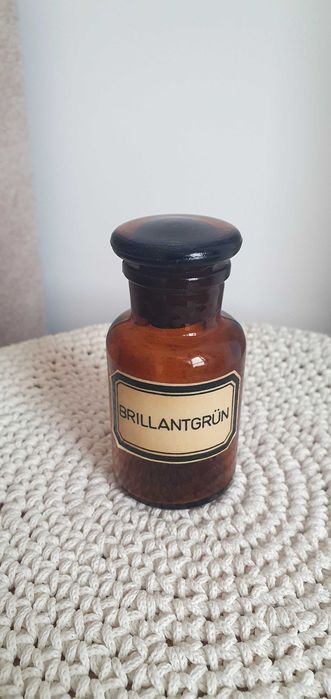 Продам винтажную аптекарскую баночку