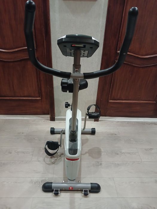 Велотренажёр house fit