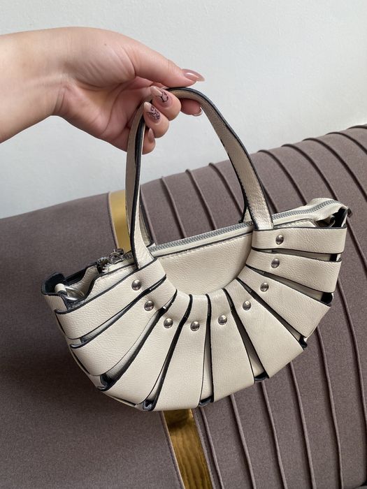 Продам женскую сумку