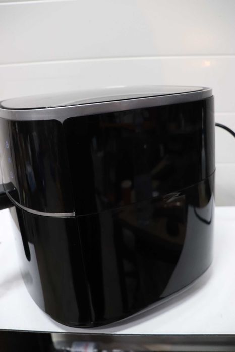 Air Fryer Princess 6л, 8 програми, LED, 1500W, Фритюрник, лек ДЕФЕКТ