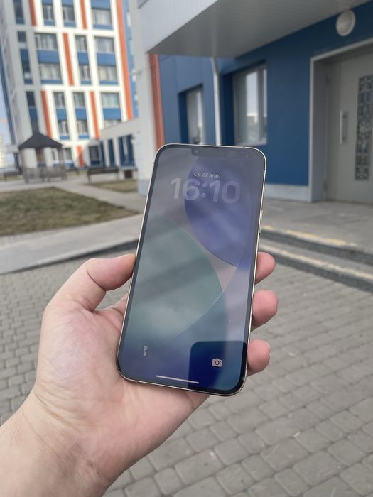 продаю 13про мах 512гб