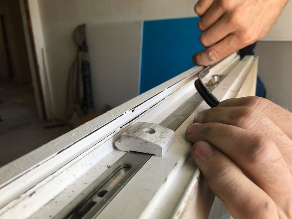 Регулировка пластиковых окон (Akfa)  Deraza sozlash