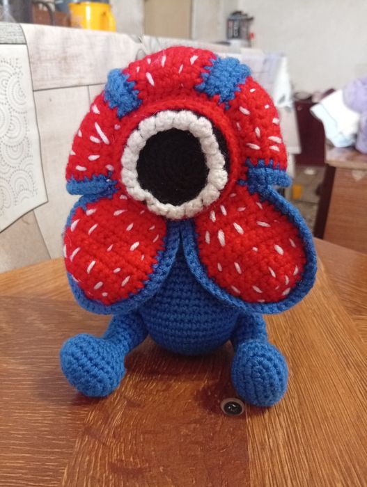 Демогоргон вязаная игрушка