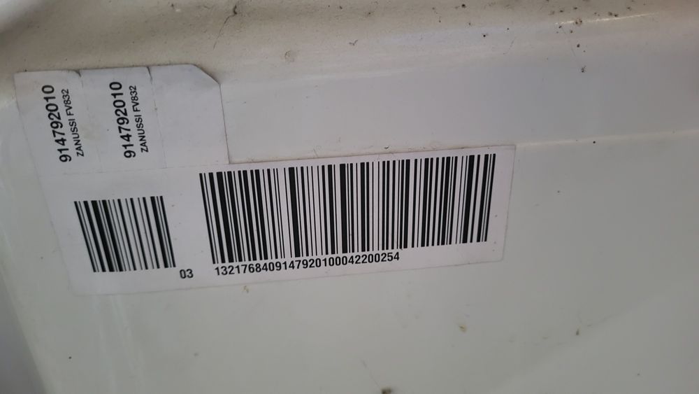 Продам стиральную машину Zanussi