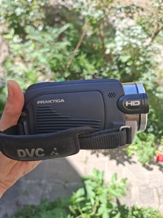 Компактна дигитална видеокамера PRAKTICA DVC 5.1 HD