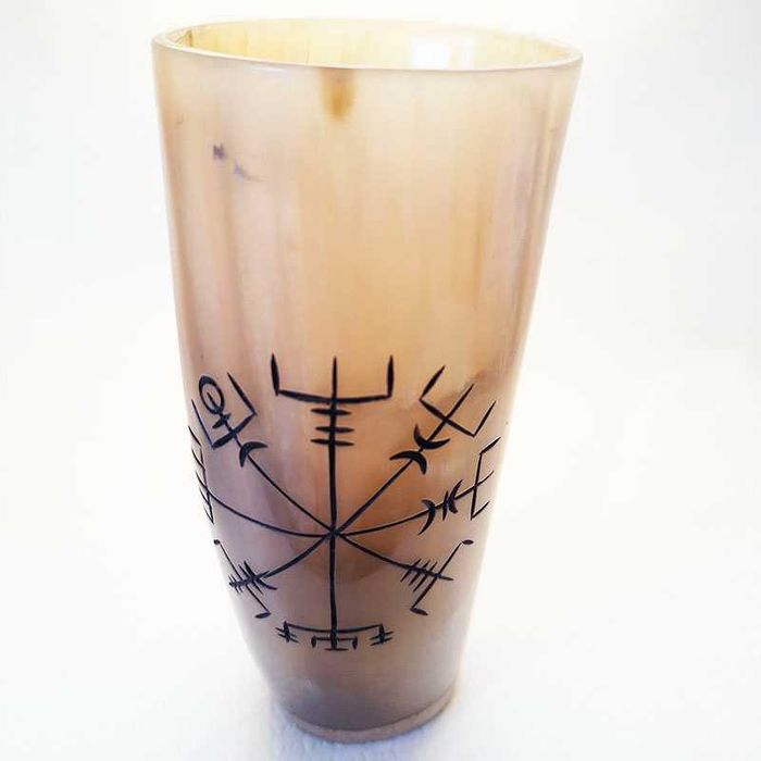 Чаша от естествен рог, викингска чаша,  античен рог за пиене