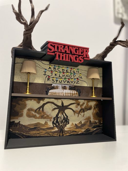 Suport etajera stand figurine stranger things kinder will