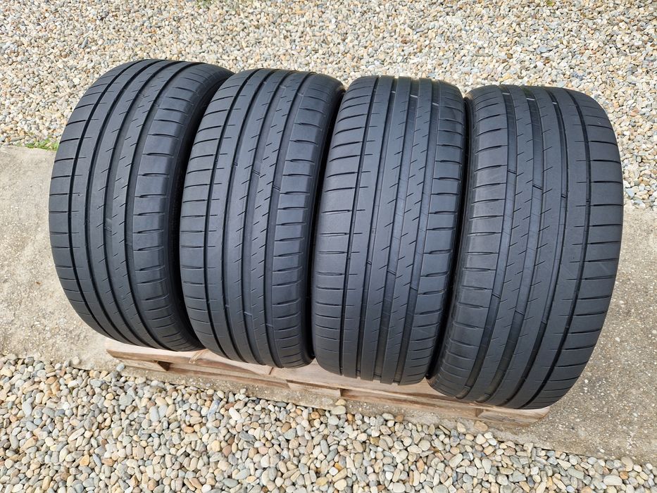 4anvelope vara 235 45 18 Michelin 2021