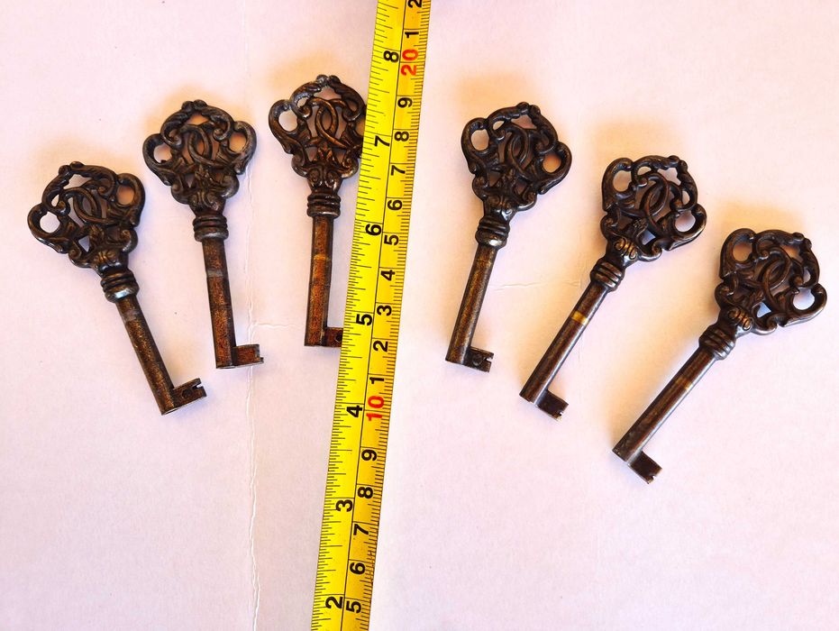 Вратички мебелни, шкаф - австрийски ключета 6 бр