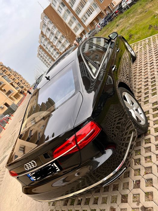 Autoturism audi a8