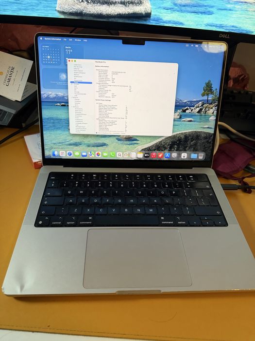 Macbook pro 2023 m2 pro 10 cores 16 Gb 512