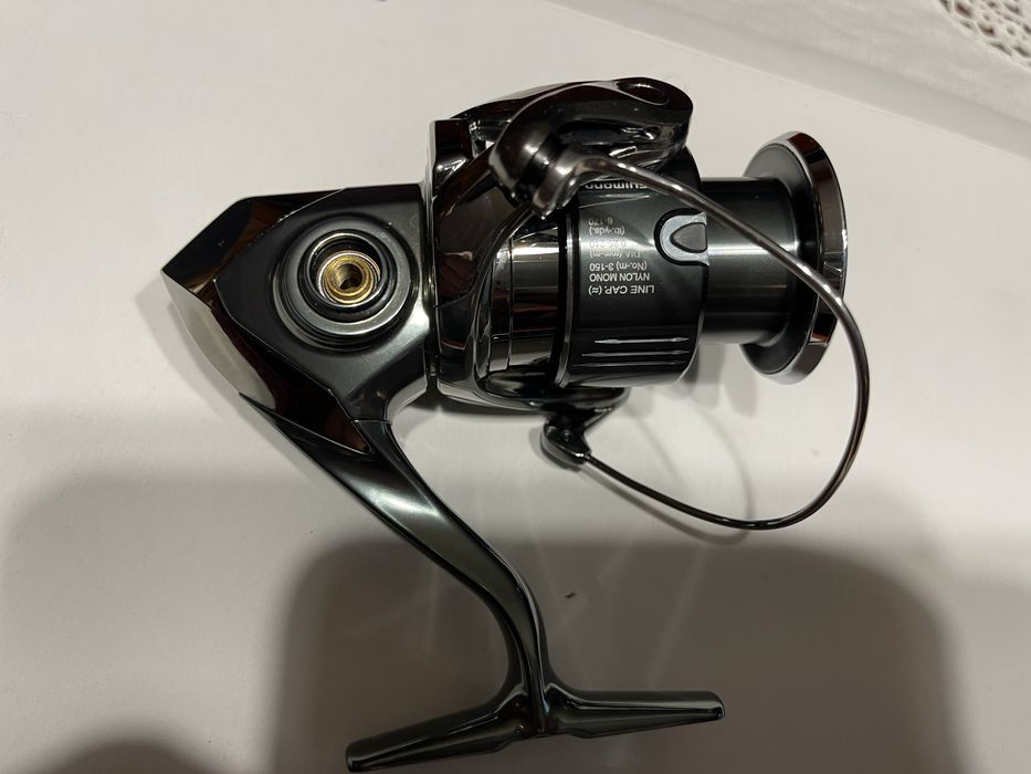 Продавам нова макара SHIMANO