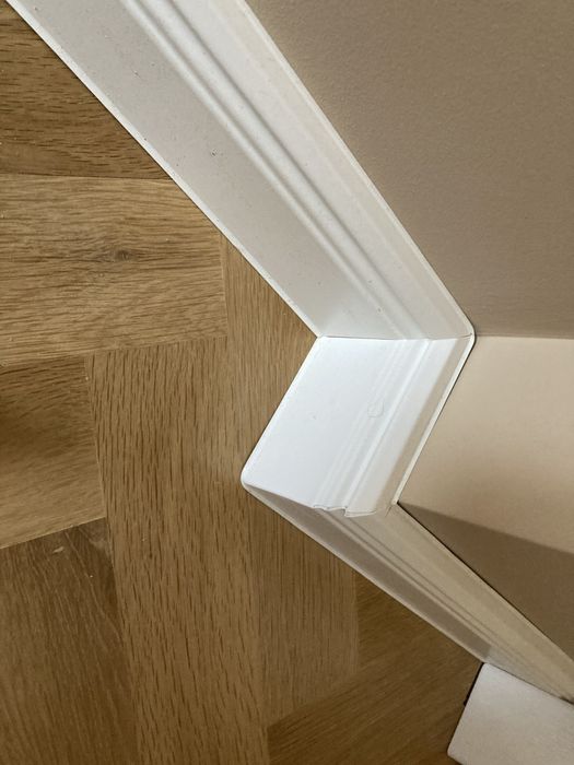 Монтаж на Мдф,кубу,виго,масивни первази.Стенни панели,ламинат,винил