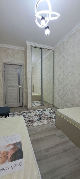 Сдаётся 3 комнатная квартира на долгосрочную аренду.